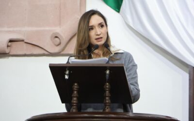 Plantea Edna Dávalos un programa de guarderías en parques industriales