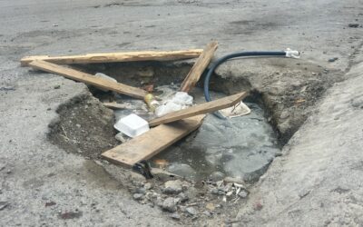 Hundimiento en colonia Valle Poniente genera riesgo; Ayuntamiento alista intervención