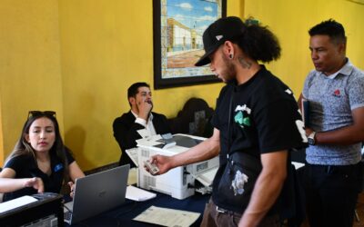 Juris te Orienta acerca servicios legales gratuitos a Ramos Arizpe