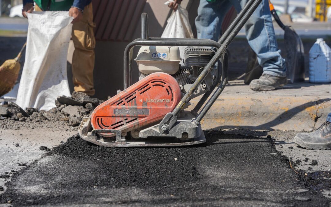 Bacheo intensivo mejora vialidades en más de 25 colonias de Ramos
